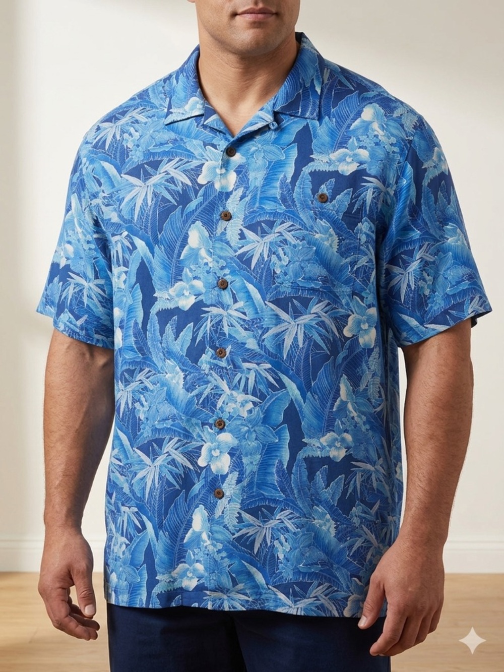 Tommy Bahama Oasis blooms old Royal silk blend tropical leaves Hawaiian shirt